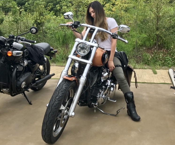 インスタバイク女子おみつ バイク用ブーツのご紹介 新型バイクニュースならモーターサイクルナビゲーター